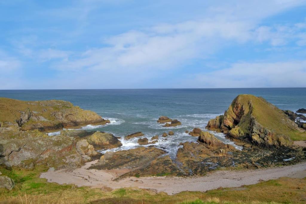 Cliff Top Cottage With Sea Views Portknockie Exteriér fotografie